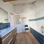 Hébergement de vacances L'etretataise, Maison Avec Parking Plein Centre