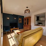Hébergement de vacances L'etretataise, Maison Avec Parking Plein Centre Étretat