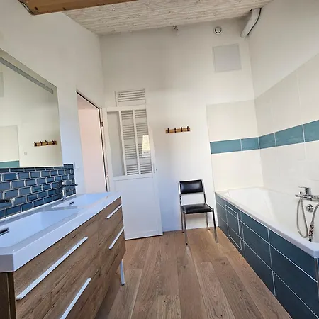 Vakantiehuis L'etretataise, Maison Avec Parking Plein Centre